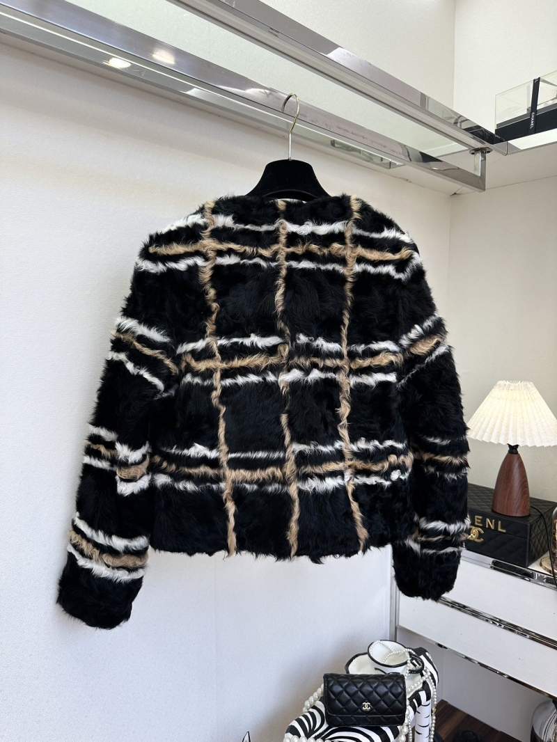 Pra*a outwear